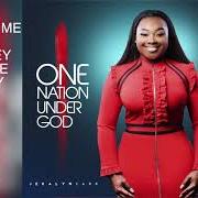 Der musikalische text STAY WITH ME WORSHIP von JEKALYN CARR ist auch in dem Album vorhanden One nation under god (2018)
