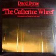 Der musikalische text THE RED HOUSE von DAVID BYRNE ist auch in dem Album vorhanden The catherine wheel (the complete score from the broadway production of) (1990)