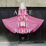 Der musikalische text T'ES BEAU COMME T'ES von ALICE ON THE ROOF ist auch in dem Album vorhanden Madame (2019)