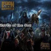 Der musikalische text PRIEST HUNT von LEGION OF THE DAMNED ist auch in dem Album vorhanden Slaves of the shadow realm (2019)
