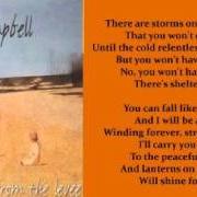 Der musikalische text LANTERNS ON THE LEVEE von KATE CAMPBELL ist auch in dem Album vorhanden Songs from the levee (1994)