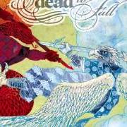 Der musikalische text SMOKE & MIRRORS von DEAD TO FALL ist auch in dem Album vorhanden The phoenix throne (2006)