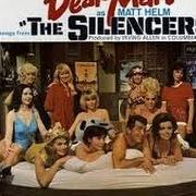 Der musikalische text ON THE SUNNY SIDE OF THE STREET von DEAN MARTIN ist auch in dem Album vorhanden Dean martin sings songs from "the silencers" (1966)
