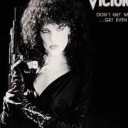 Der musikalische text HIT AND RUN von VICTORY ist auch in dem Album vorhanden Don't get mad - get even (1986)