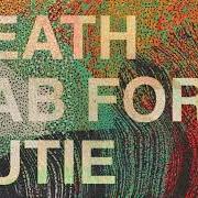 Der musikalische text BEFORE THE BOMBS von DEATH CAB FOR CUTIE ist auch in dem Album vorhanden The blue (2019)