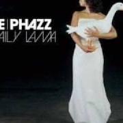 Der musikalische text DOWN THE RAILROAD von DE-PHAZZ ist auch in dem Album vorhanden Daily lama (2002)