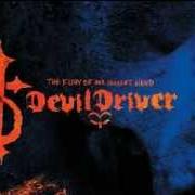 Der musikalische text DRIVING DOWN THE DARKNESS von DEVILDRIVER ist auch in dem Album vorhanden The fury of our maker's hand (2005)
