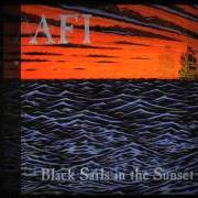 Der musikalische text AT A GLANCE von AFI ist auch in dem Album vorhanden Black sails in the sunset (1999)