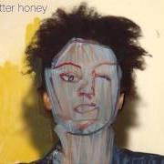 Der musikalische text ESCAPE ARTIST von EEF BARZELAY ist auch in dem Album vorhanden Bitter honey (2006)