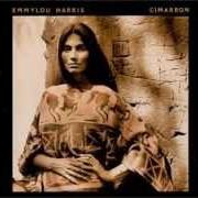 Der musikalische text ROSE OF CIMARRON von EMMYLOU HARRIS ist auch in dem Album vorhanden Cimarron (1981)