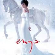 Der musikalische text JOURNEY OF THE  ANGELS von ENYA ist auch in dem Album vorhanden And winter came (2008)