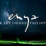 Der musikalische text THE HUMMING von ENYA ist auch in dem Album vorhanden Dark sky island (2015)