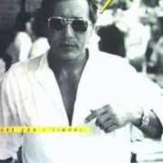 Der musikalische text POVERI CANTAUTORI von ENZO JANNACCI ist auch in dem Album vorhanden Parlare con i limoni (1987)