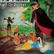 Der musikalische text KISS OF DEATH von FATES WARNING ist auch in dem Album vorhanden Night on broken (1984)