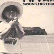 Der musikalische text C#(TION) von FIFTEEN ist auch in dem Album vorhanden Swain's first bike ride (1992)