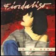 Der musikalische text QUESTA VITA COSA VUOLE DA ME von FIORDALISO ist auch in dem Album vorhanden Io ci sarò (1992)