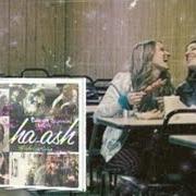 Der musikalische text MALAS COSTUMBRES von HA ASH ist auch in dem Album vorhanden Habitación doble (2008)