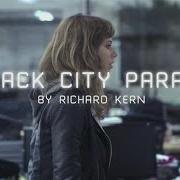 Der musikalische text THEA SONATA von INDOCHINE ist auch in dem Album vorhanden Black city parade (2013)