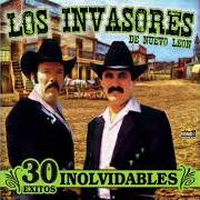 Der musikalische text MONEDA SIN VALOR von LOS INVASORES DE NUEVO LEON ist auch in dem Album vorhanden Hasta el final (2001)