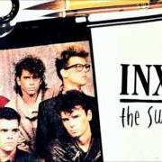 Der musikalische text ALL THE VOICES von INXS ist auch in dem Album vorhanden The swing (1984)