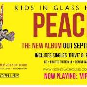 Der musikalische text UP ALL NIGHT von KIDS IN GLASS HOUSES ist auch in dem Album vorhanden Peace (2013)