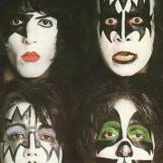 Der musikalische text DIRTY LIVIN' von KISS ist auch in dem Album vorhanden Dynasty (1979)