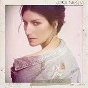 Der musikalische text FRASI A METÀ von LAURA PAUSINI ist auch in dem Album vorhanden Fatti sentire (2018)