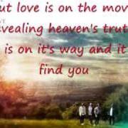 Der musikalische text FOLLOW YOU (WITH SPECIAL GUEST BRANDON HEATH) von LEELAND ist auch in dem Album vorhanden Love is on the move (2009)