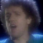 Der musikalische text WORLD RADIO von LEO SAYER ist auch in dem Album vorhanden World radio (1981)