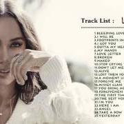 Der musikalische text FOOTPRINTS IN THE SAND von LEONA LEWIS ist auch in dem Album vorhanden Spirit (2007)