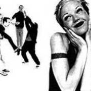 Der musikalische text SISTER von LETTERS TO CLEO ist auch in dem Album vorhanden Sister (original) (1991)