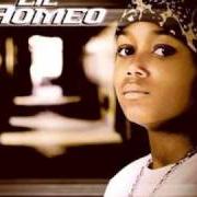 Der musikalische text MAKES YOU DANCE von LIL' ROMEO ist auch in dem Album vorhanden Lil' romeo (2001)