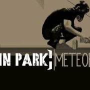 Der musikalische text A PLACE FOR MY HEAD von LINKIN PARK ist auch in dem Album vorhanden Hybrid theory (2000)