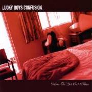 Der musikalische text LIKE RATS FROM A SINKING SHIP von LUCKY BOYS CONFUSION ist auch in dem Album vorhanden How to get out alive (2006)