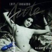 Der musikalische text A DIA DE HOY von LUIS EDUARDO AUTE ist auch in dem Album vorhanden Humo y azar (2007)