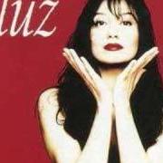 Der musikalische text PAÍS von LUZ CASAL ist auch in dem Album vorhanden Como la flor prometida (1995)
