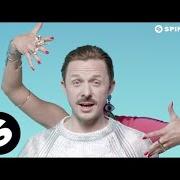 Der musikalische text +1 von MARTIN SOLVEIG ist auch in dem Album vorhanden Intoxicated (2015)