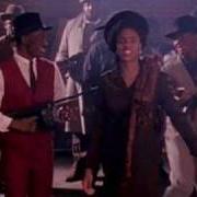 Der musikalische text MC LYTE LIKES SWINGIN' von MC LYTE ist auch in dem Album vorhanden Lyte as a rock (1988)