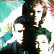 Der musikalische text MUJER CONTRA MUJER von MECANO ist auch in dem Album vorhanden Descanso dominical (1988)