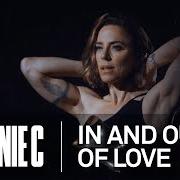 Der musikalische text IN AND OUT OF LOVE von MELANIE C ist auch in dem Album vorhanden Melanie c (2020)