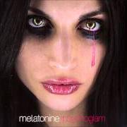 Der musikalische text PISTE 1 von MELATONINE ist auch in dem Album vorhanden Psychoglam (2005)