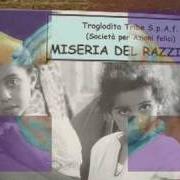 Der musikalische text FRANKENSTEIN von MERCANTI DI LIQUORE ist auch in dem Album vorhanden La musica dei poveri (2002)
