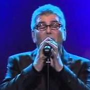 Der musikalische text MEDLEY 2: TUTTA LA VITA CHE C'E' / IL SOPRAVVENTO von MICHELE ZARRILLO ist auch in dem Album vorhanden Live roma (2009)