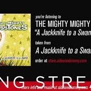Der musikalische text THE PUNCH LINE von MIGHTY MIGHTY BOSSTONES ist auch in dem Album vorhanden A jackknife to a swan (2002)