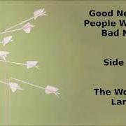 Der musikalische text THIS DEVIL'S WORKDAY von MODEST MOUSE ist auch in dem Album vorhanden Good news for people who love bad news (2004)