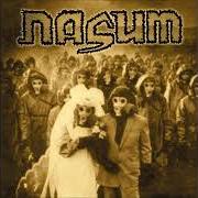 Der musikalische text DISDAIN AND CONTEMPT von NASUM ist auch in dem Album vorhanden Inhale / exhale (1997)