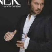 Der musikalische text LA MUSICA CHE C'È von NEK ist auch in dem Album vorhanden Un'altra direzione (2009)