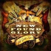 Der musikalische text RIGHT WHERE WE LEFT OFF von NEW FOUND GLORY ist auch in dem Album vorhanden Not without a fight (2009)