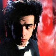 Der musikalische text LONG BLACK VEIL von NICK CAVE & THE BAD SEEDS ist auch in dem Album vorhanden Kicking against the pricks (1986)