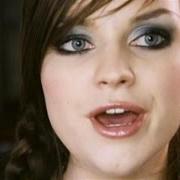 Der musikalische text POISON PRINCE von AMY MACDONALD ist auch in dem Album vorhanden This is the life (2007)